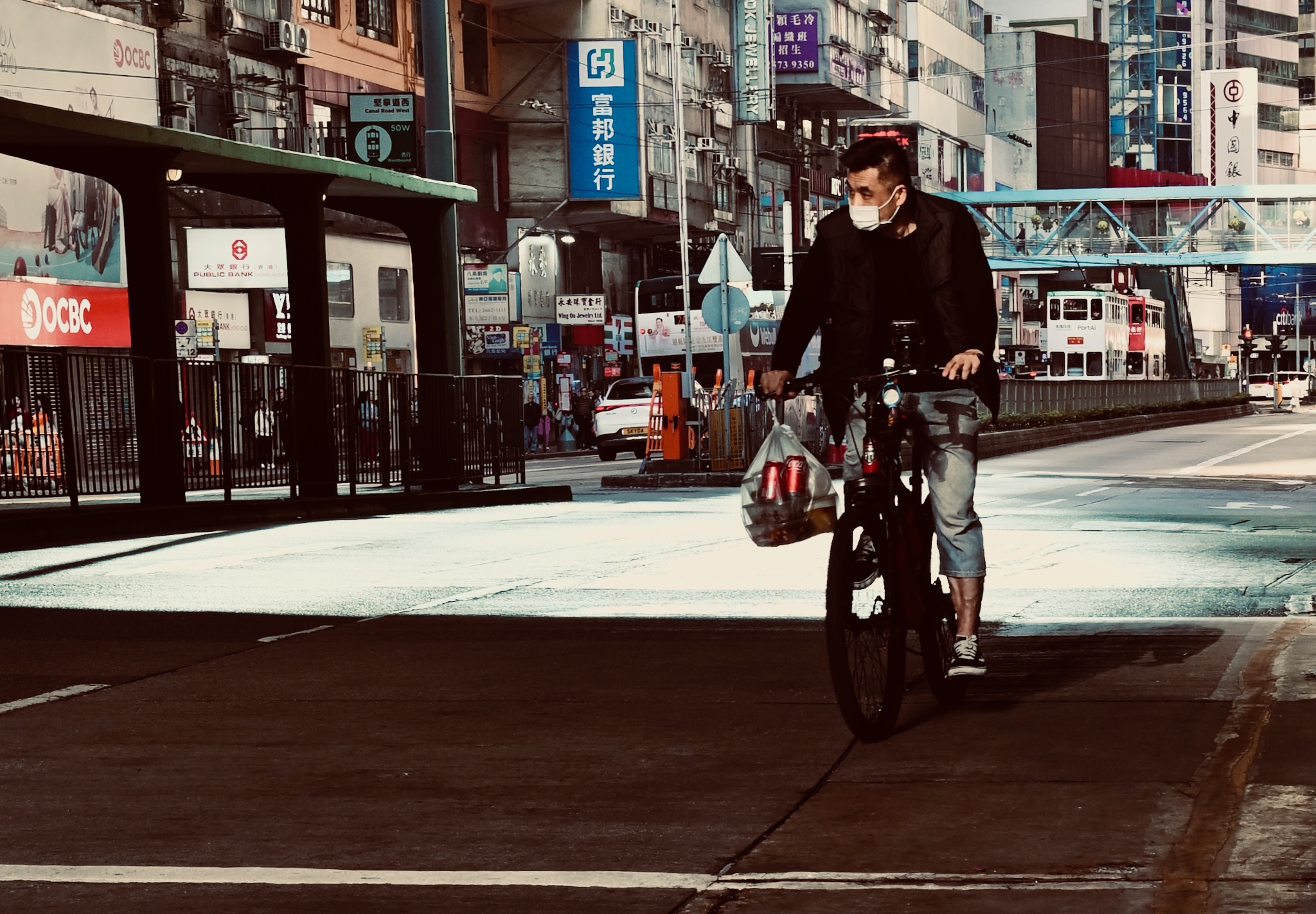 Beer run, Hong Kong · Mar 26